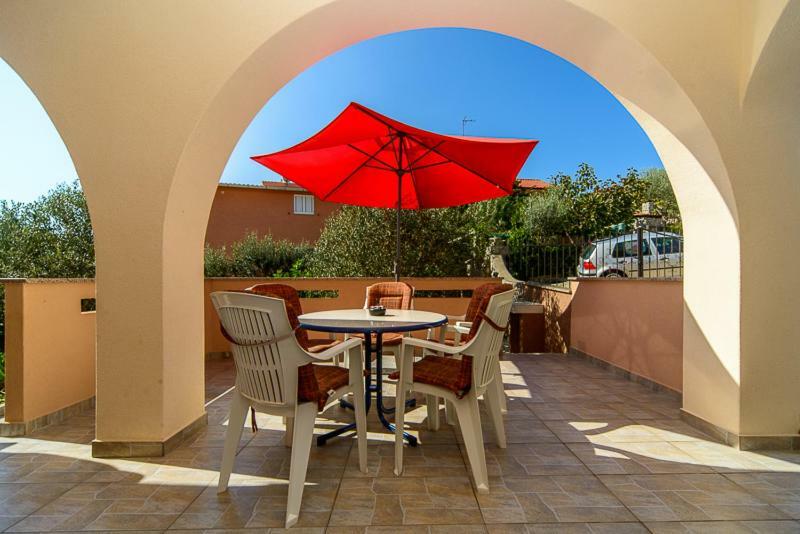 Apartman Esad *