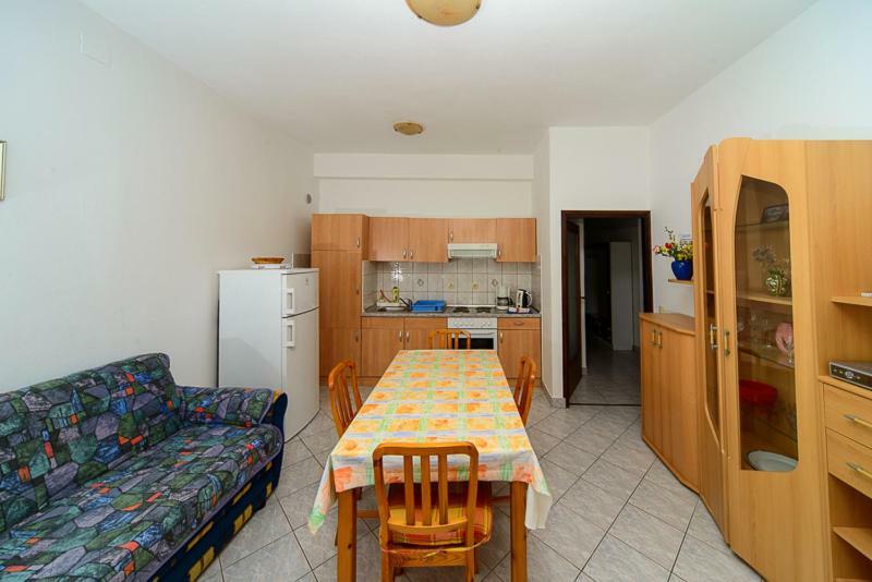 Esad Apartman